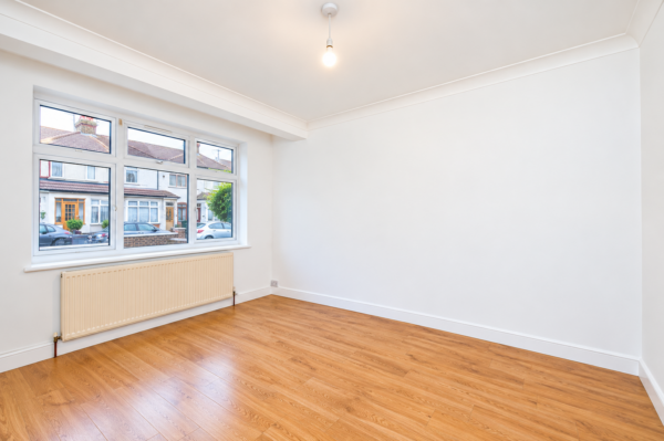 Westminster Gardens, Off River Road, Alfreds Way A13