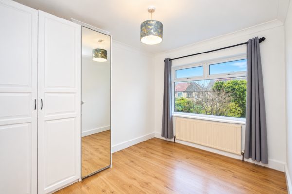 Westminster Gardens, Off River Road, Alfreds Way A13