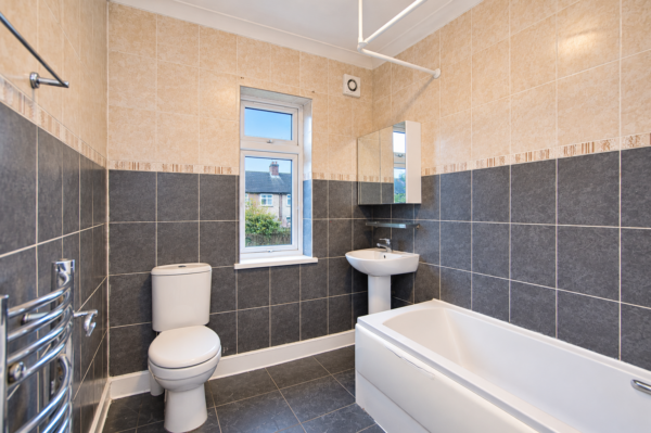 Westminster Gardens, Off River Road, Alfreds Way A13