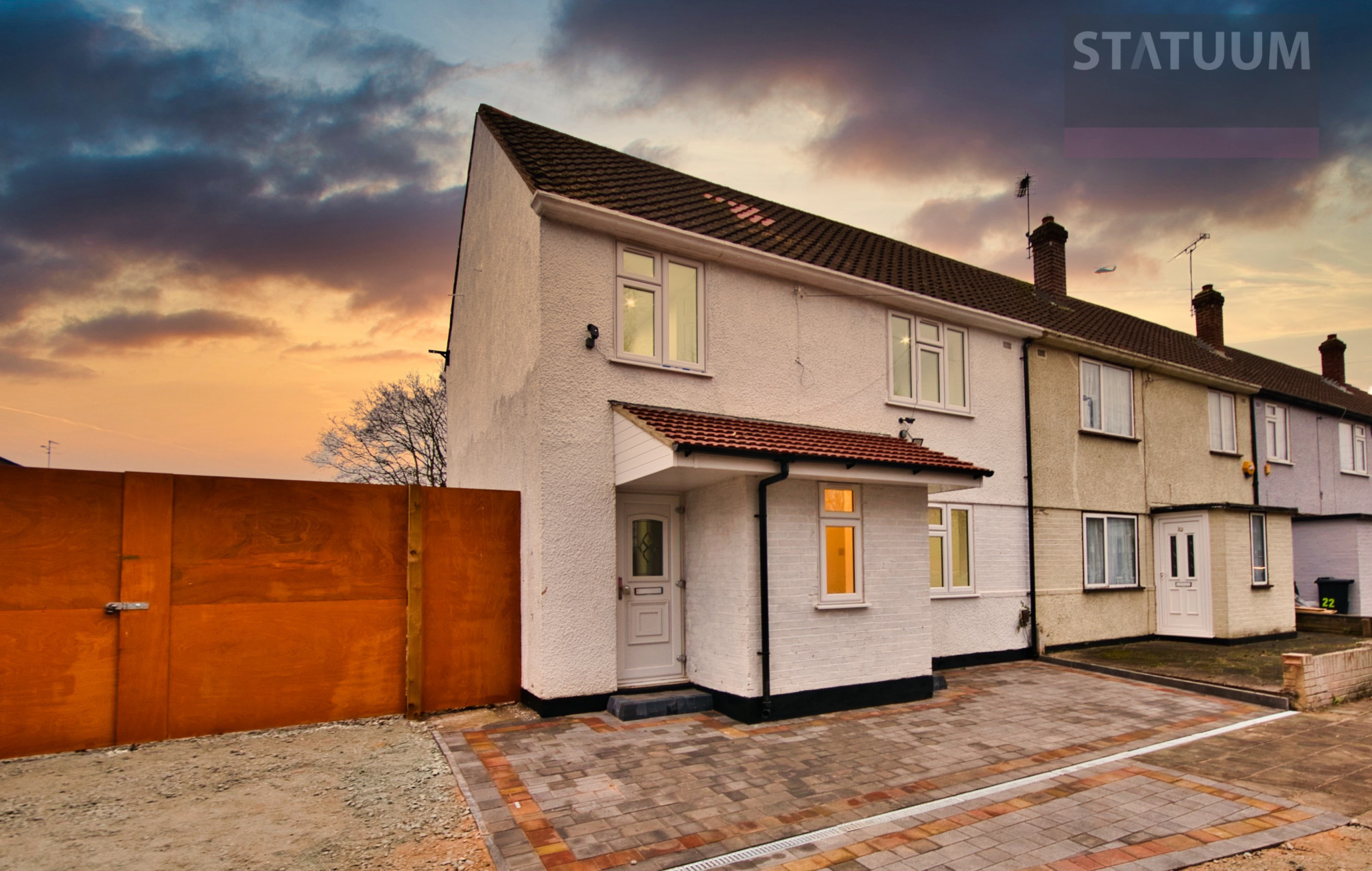 Inverclyde Gardens, Chadwell Heath, Redbridge – Statuum