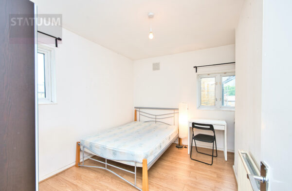 Elizabeth Close, All Saint, Poplar
