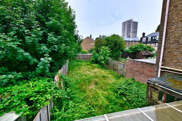 Elizabeth Close, All Saint, Poplar