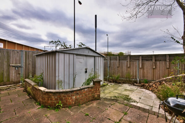 Wager Street, Off Burdett Road, Mile End