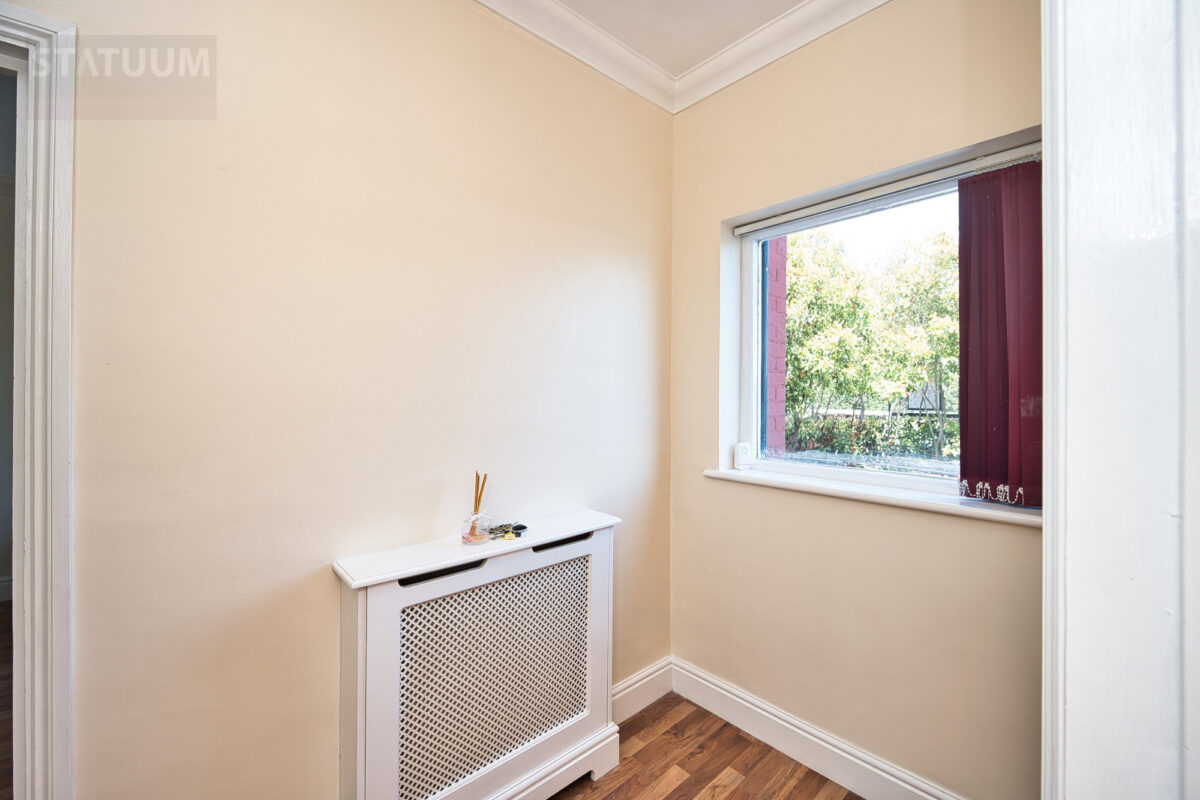Eastern Avenue, Newbury Park, Gants Hill