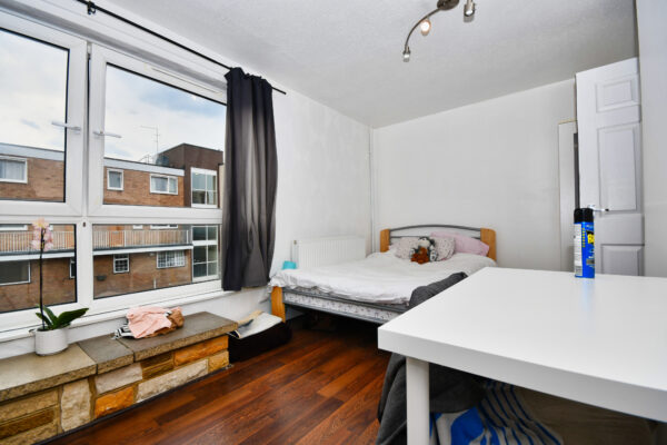 Portia Way, Off Burdett Road, Mile End