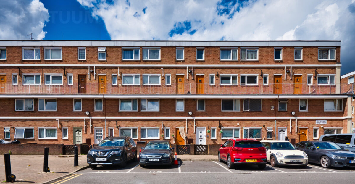Off Burdett Road, Mile End