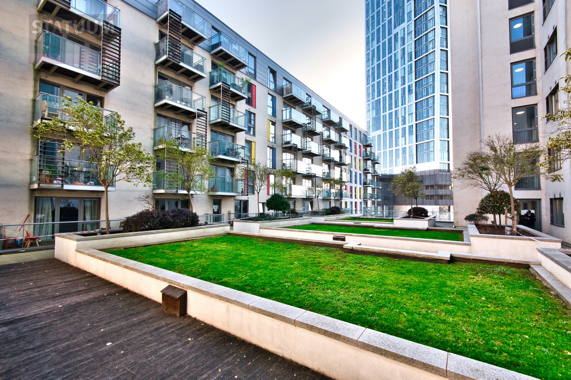 Stratford High Street, Bow, Newham – Statuum