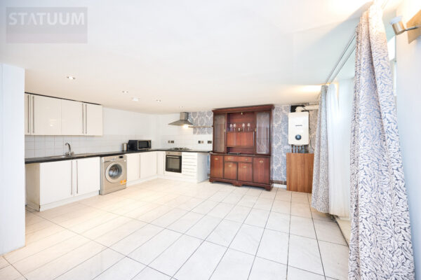 Off Cranbrook Road, Redbridge
