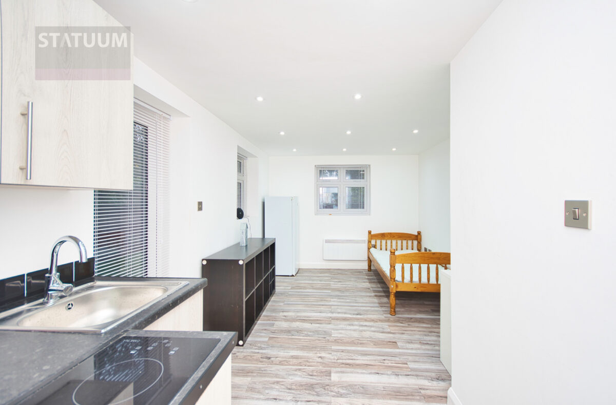 Mayfield Road, Chingford