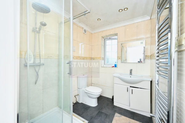 Beccles Drive, Upney