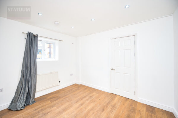 Off Somerville Rd, Redbridge, Chadwell Heath