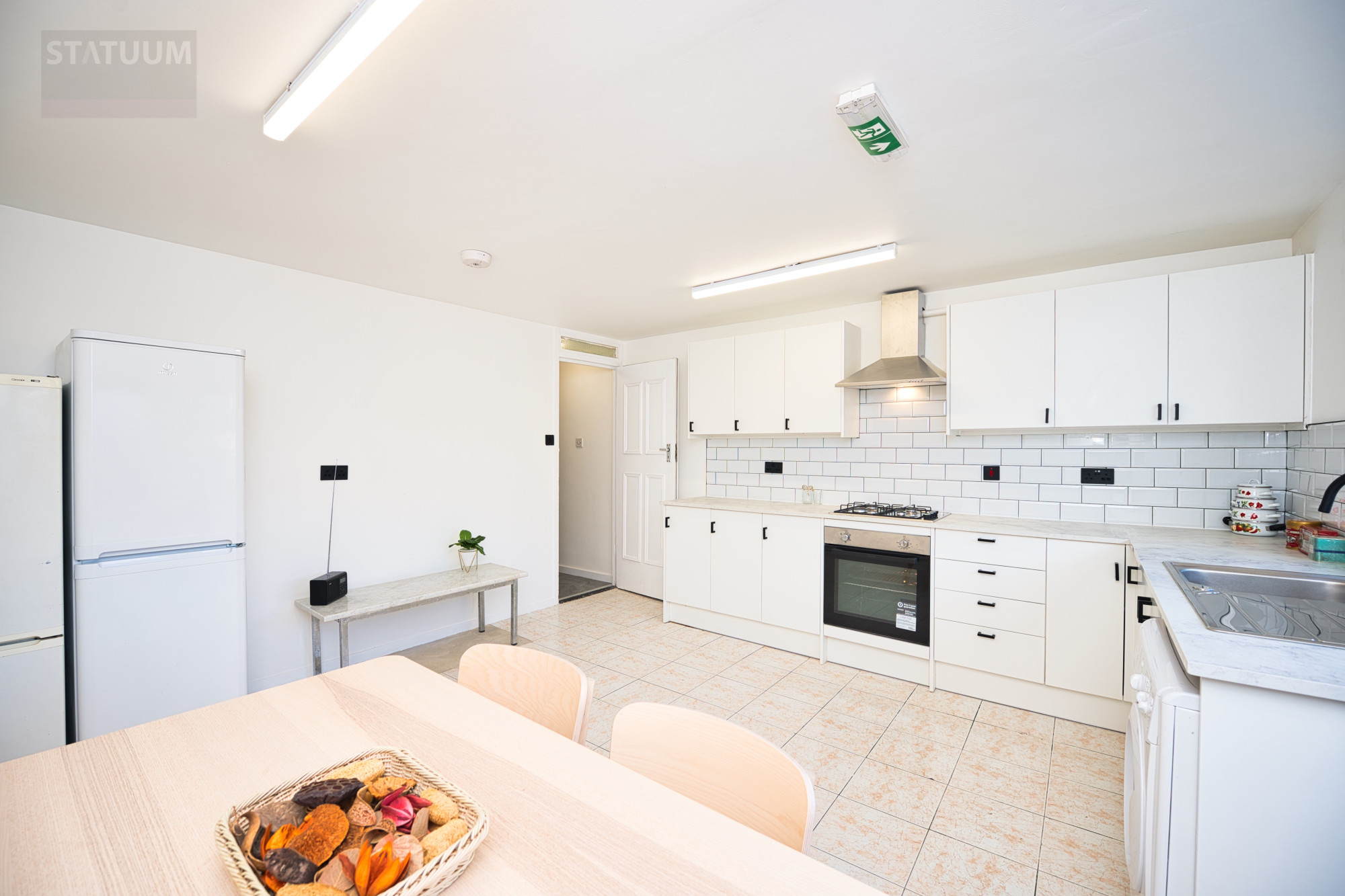 Leywick Street, Abbey Lane, West Ham, Stratford – Statuum