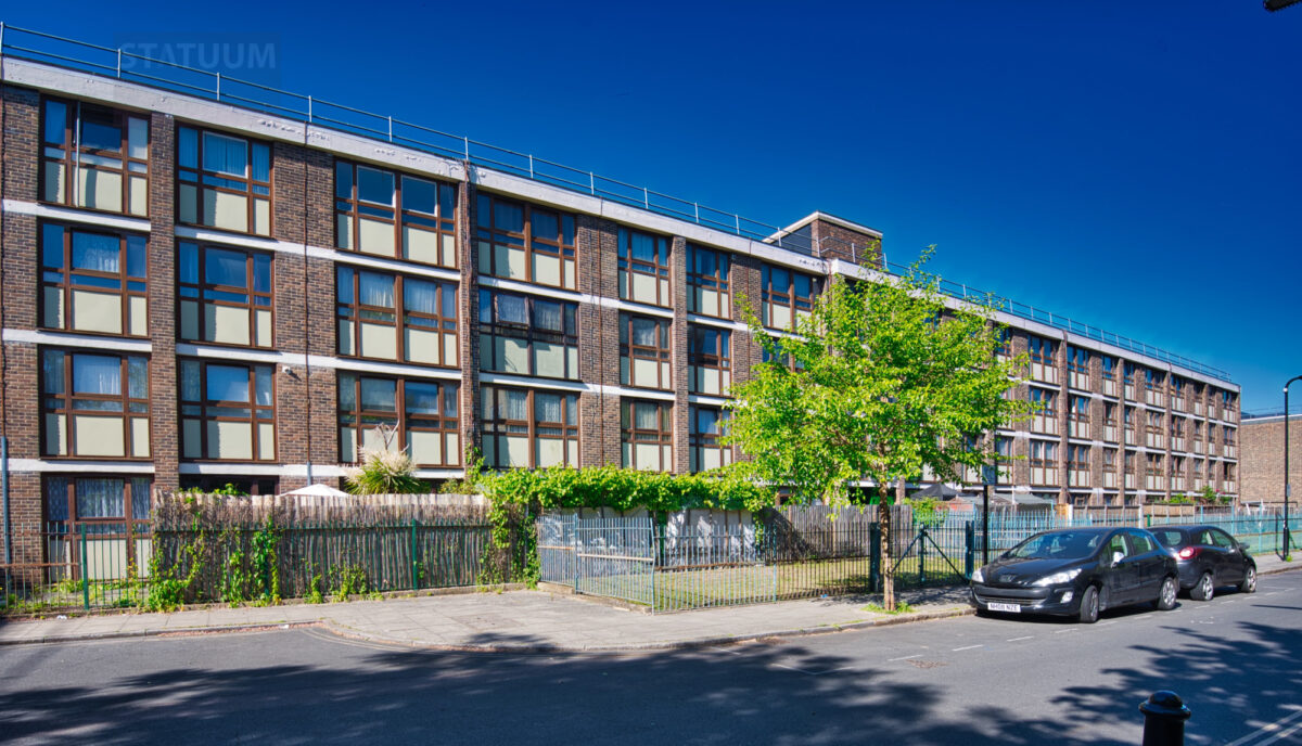Crondall Court, St. John'S Estate