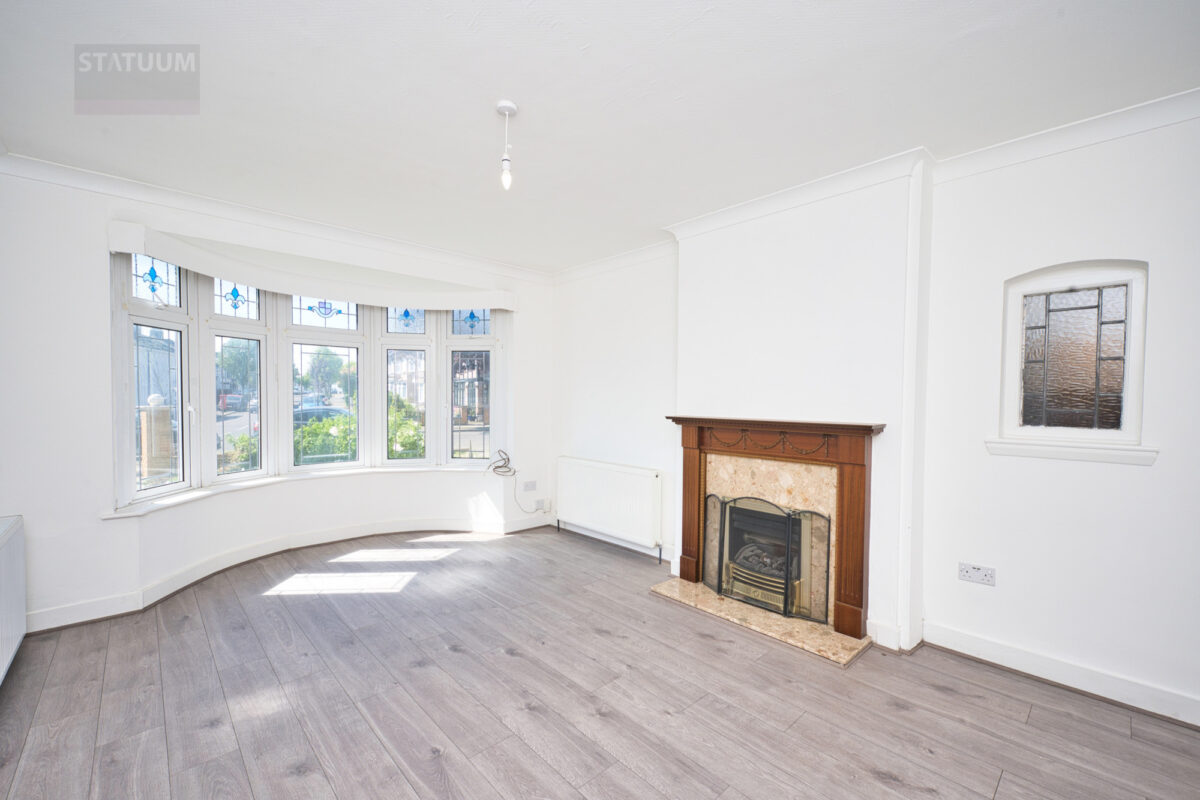 Aragon Drive, Redbridge, Hainault