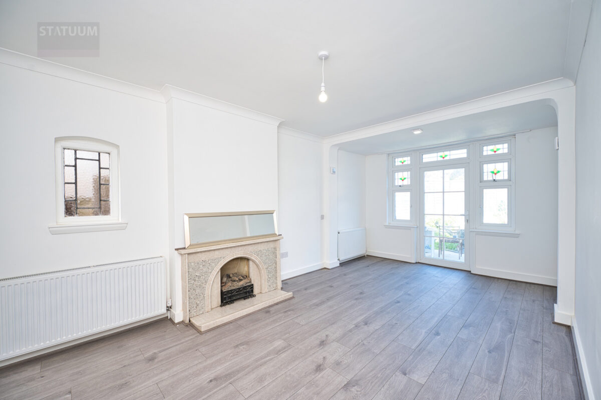 Aragon Drive, Redbridge, Hainault
