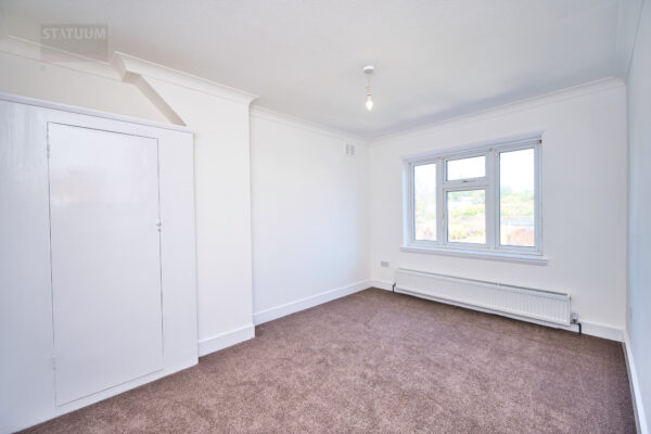 Aragon Drive, Redbridge, Hainault