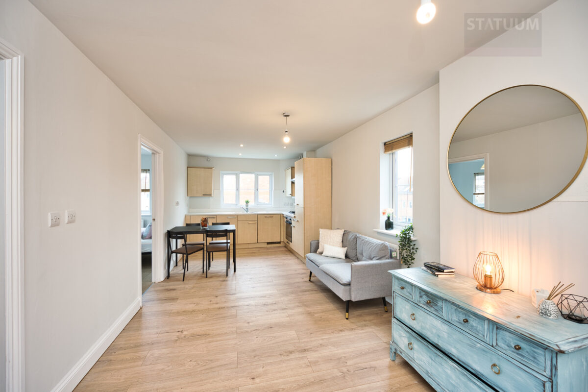 Castlemaine Avenue, Medway