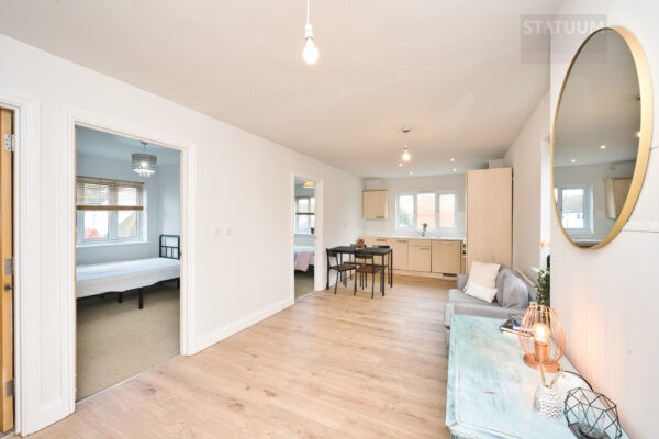 Castlemaine Avenue, Medway