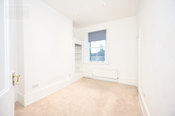 Lea Bridge Road, Leyton