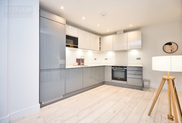 Salisbury Road, Barnet