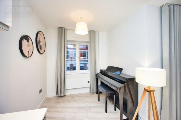 Salisbury Road, Barnet