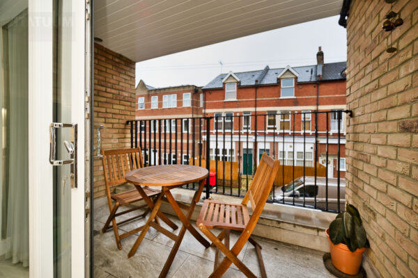 Salisbury Road, Barnet