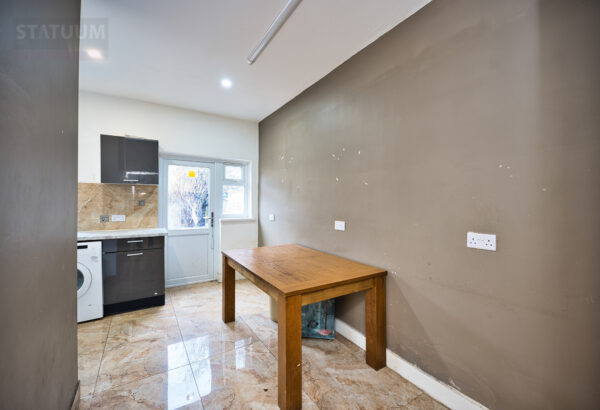 Britannia Road, Redbridge