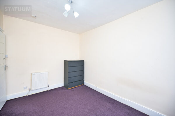 Britannia Road, Redbridge