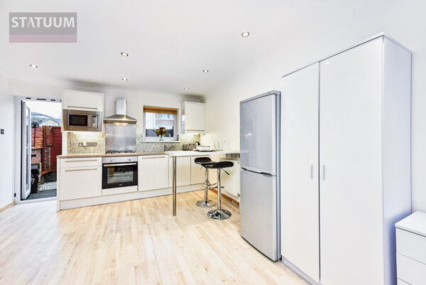 Ironmongers Place, Canary Wharf, Isle Of Dogs