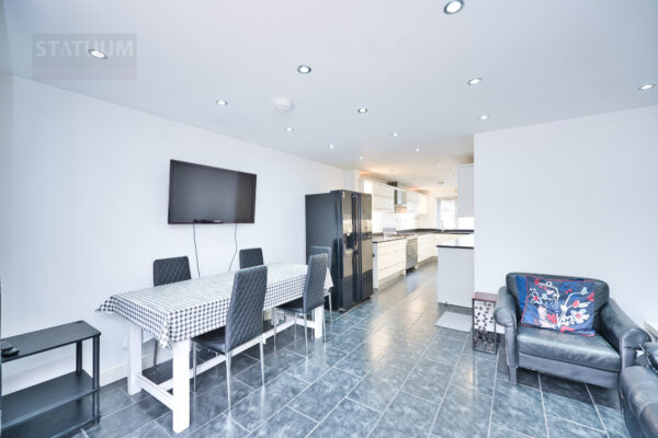 Mast House Terrace, Canary Wharf, Isle Of Dogs, Dockland