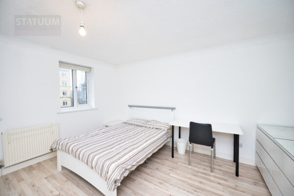 Mast House Terrace, Canary Wharf, Isle Of Dogs, Dockland