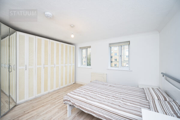 Mast House Terrace, Canary Wharf, Isle Of Dogs, Dockland