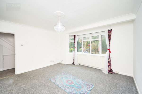 Waterfall Road, Southgate