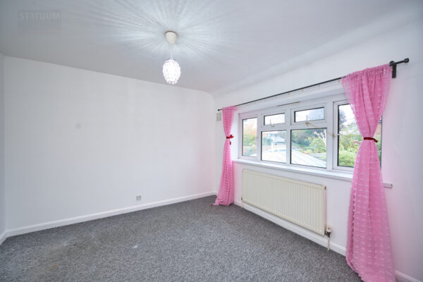 Waterfall Road, Southgate