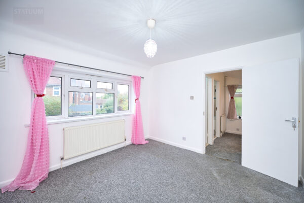 Waterfall Road, Southgate