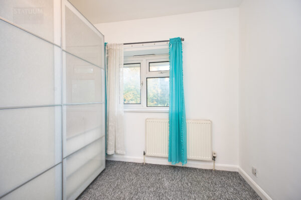 Waterfall Road, Southgate