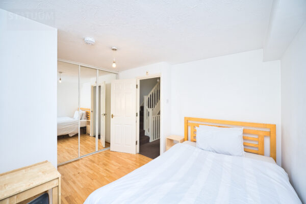 Mast House Terrace, Canary Wharf, Isle Of Dogs, Dockland