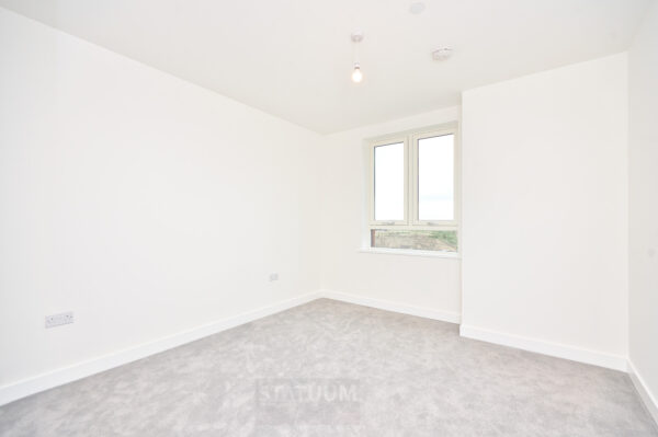 Chequers Ln, Dagenham