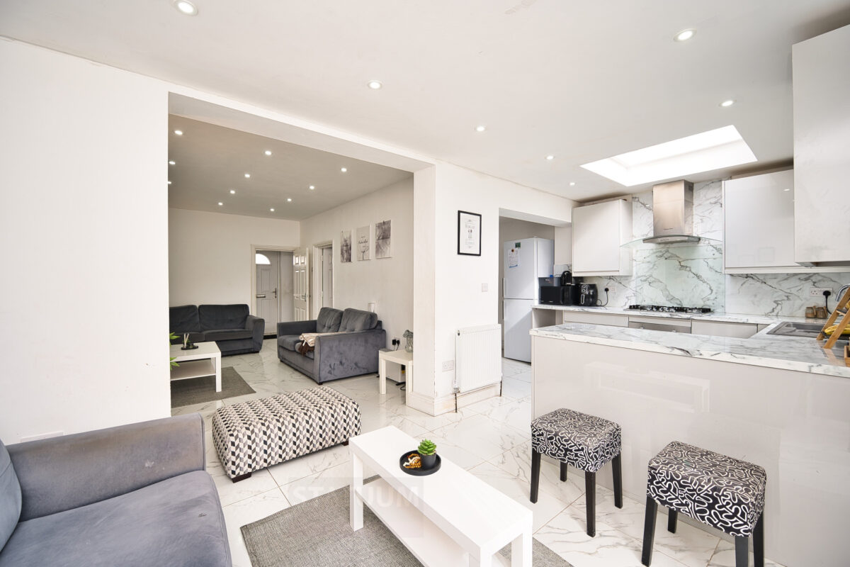 Lichfield Road, Goodmayes