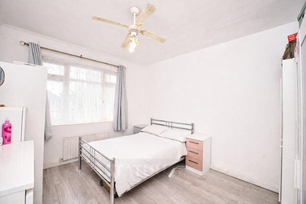 Lichfield Road, Goodmayes