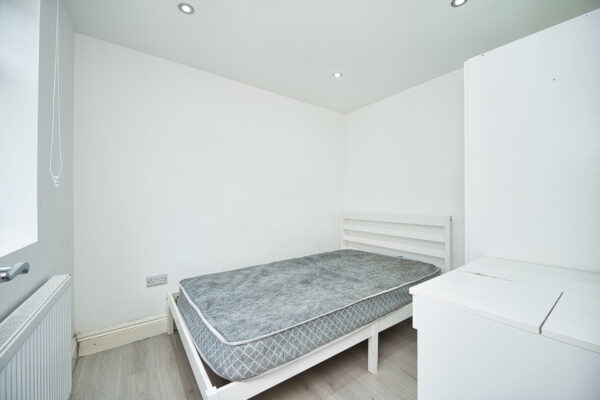 Lichfield Road, Goodmayes