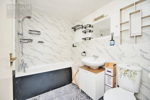 Castle Road, Barking