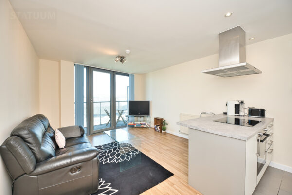 George Hudson Tower, Stratford High St