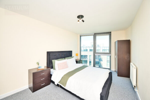 George Hudson Tower, Stratford High St