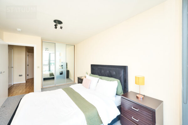 George Hudson Tower, Stratford High St