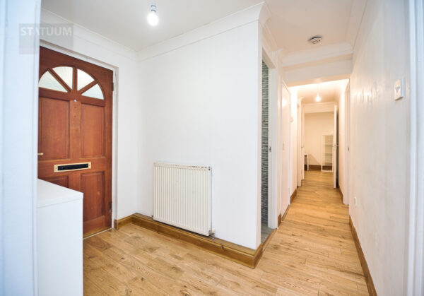 Sheffield Square, Bow, Mile End