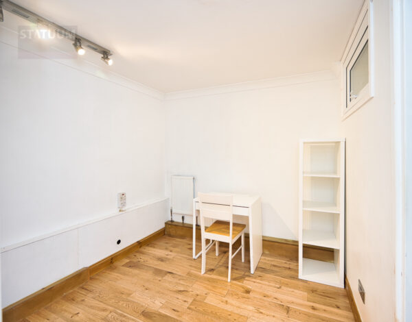 Sheffield Square, Bow, Mile End