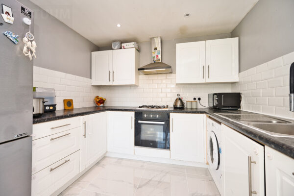 Caspian Way, Purfleet-On-Thames