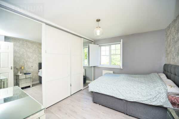 Caspian Way, Purfleet-On-Thames