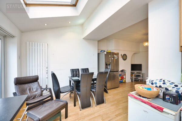 Eccleston Crescent, Goodmayes